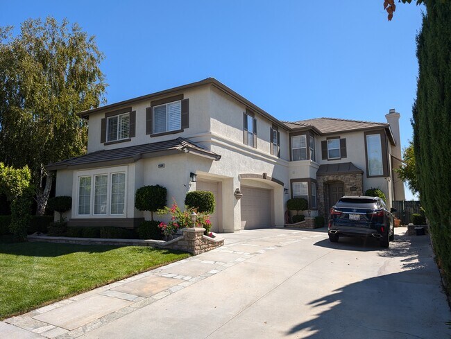 Building Photo - 25934 Clifton Pl