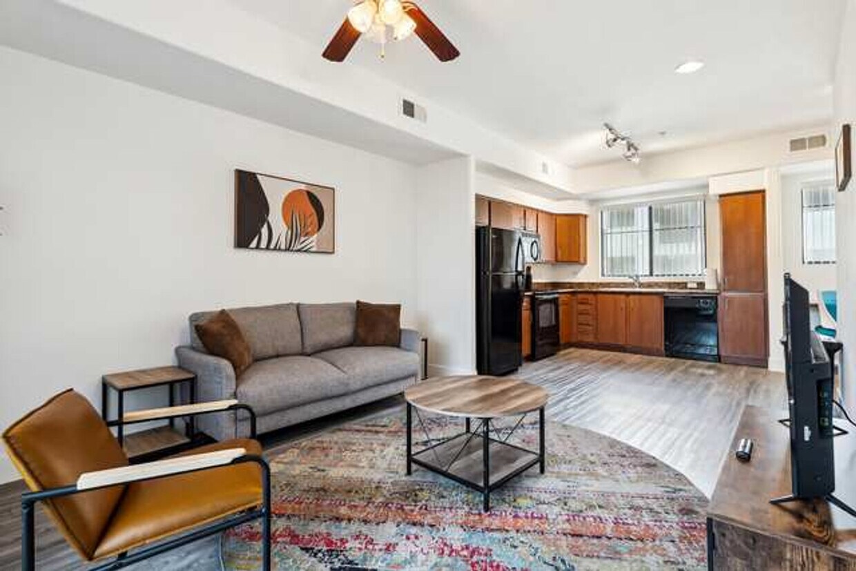 Foto principal - 6610 N 93rd Ave