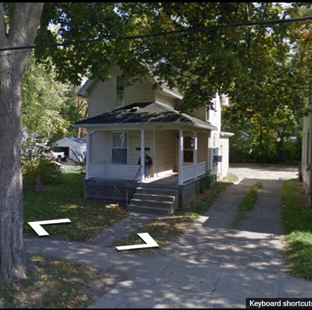 219 N Pleasant St Unit 219A, Jackson, MI 49202 Apartments in Jackson