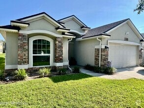 Building Photo - 3631 Shrewsbury Dr