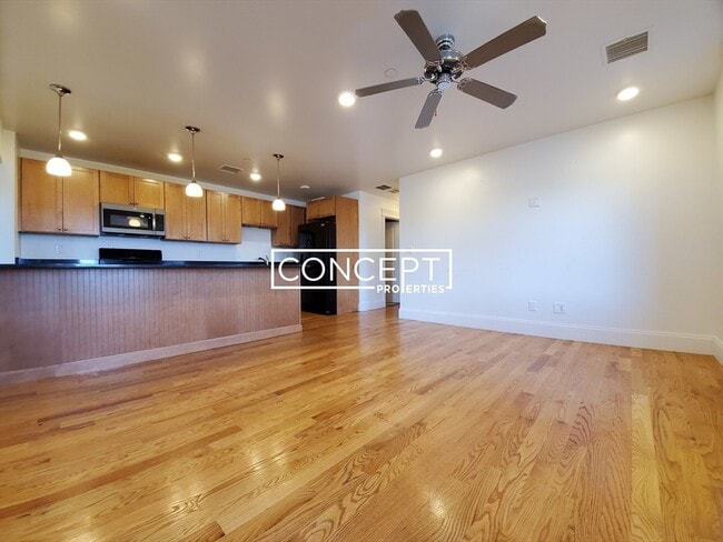 Building Photo - 6 Westminster Ave