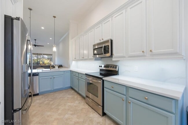 Building Photo - 11031 Corsia Trieste Way