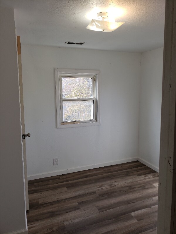 Building Photo - 1115 Pine St