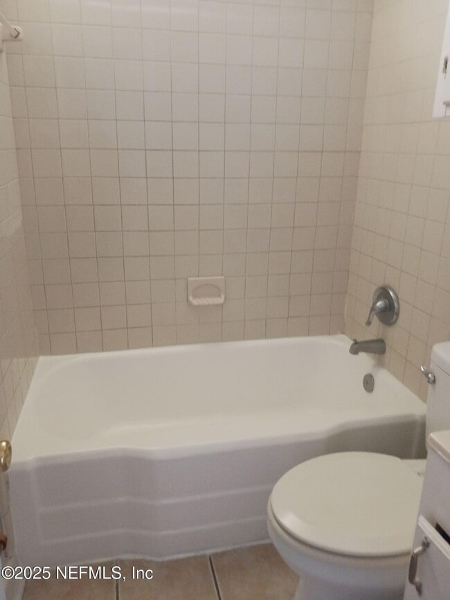 Foto del edificio - 2102 Brooklyn Rd