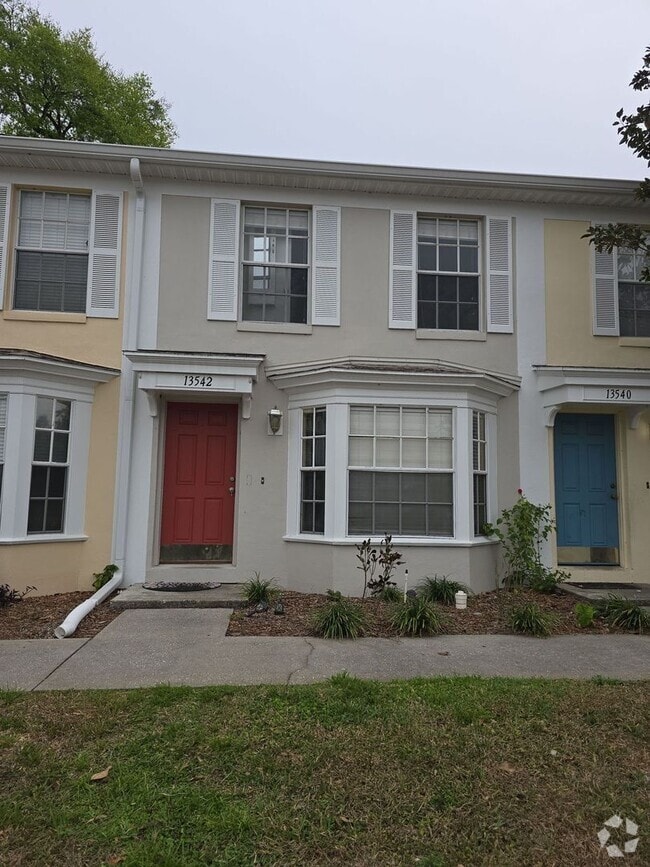 Building Photo - 13542 Embassy Park Ct