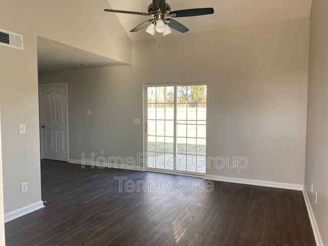 Building Photo - 1207 Karleigh Ct
