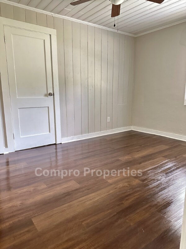 Foto del edificio - 1309 Washington St E