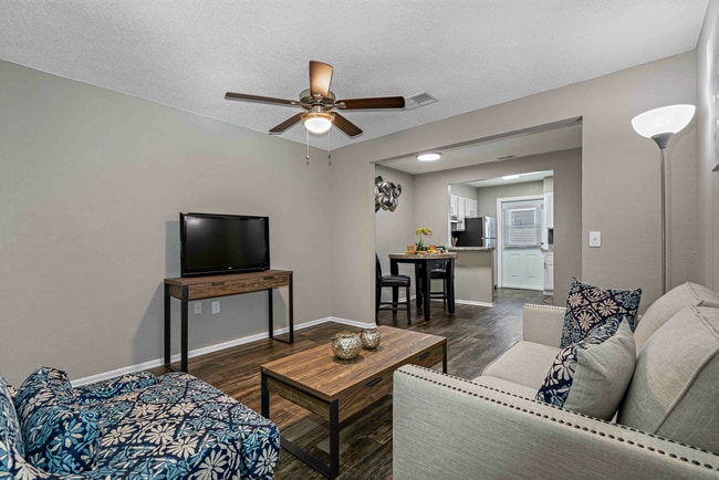 Building Photo - Villas at Deer Park Apartments