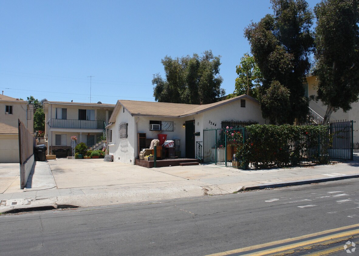 Primary Photo - 3344-3348 32nd St