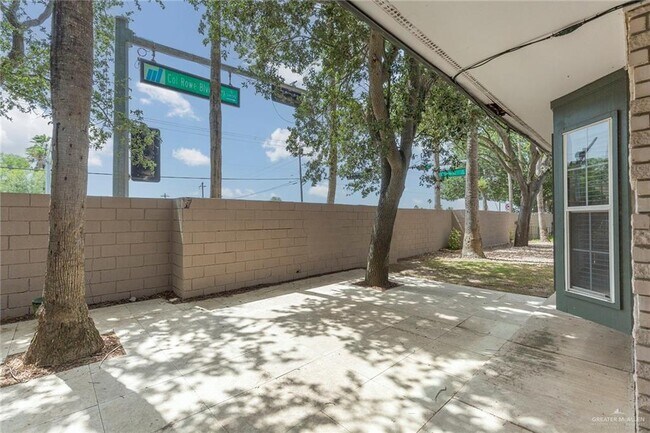 Foto del edificio - 3300 S 2nd St