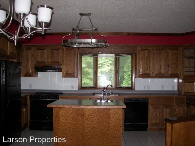 Building Photo - 3 br, 3 bath House - 1809 Mt. Willing Rd