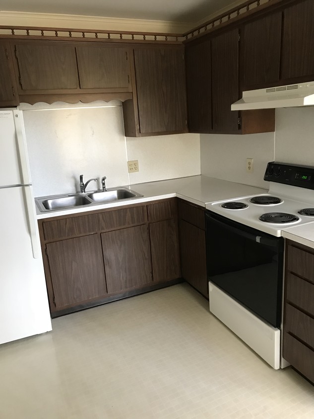 Building Photo - 3450 Northway Dr