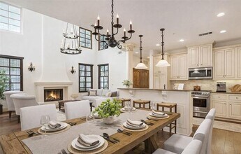 Building Photo - 2510 N Henderson Ave