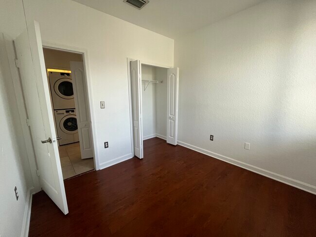 Foto del edificio - 17600 NW 73rd Ave
