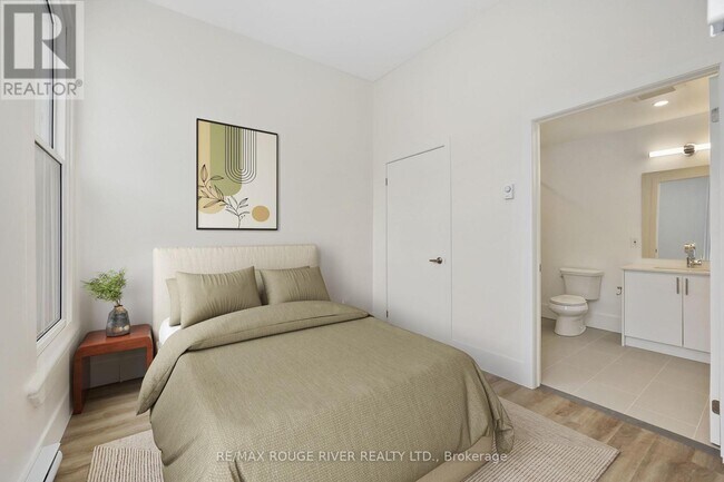 Photo du bâtiment - 29 A King St W