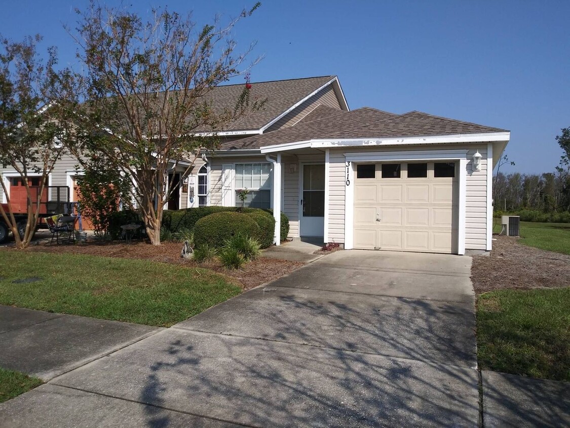 Primary Photo - Single Story Townhome in The Hammocks!