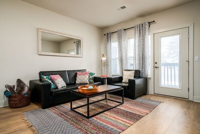 Photo - The Rocks Apartments