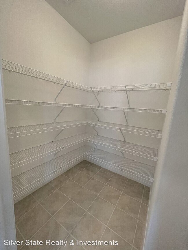 Building Photo - 5 br, 3.5 bath House - 7707 Liberty Falls ...