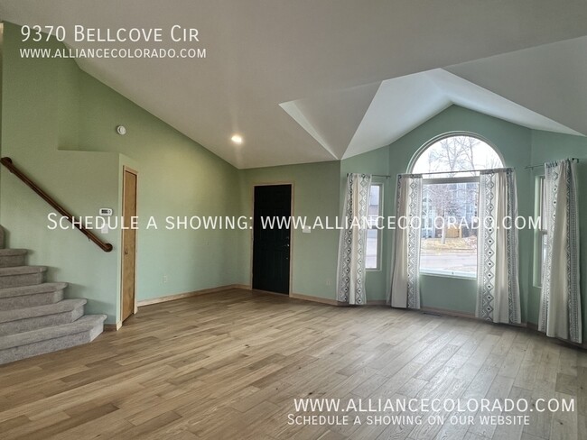 Building Photo - 9370 Bellcove Cir