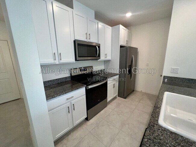 Building Photo - 3805 Hampton Chase Ln