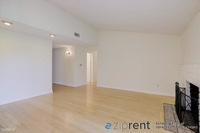 Building Photo - 3 br, 2 bath House - 9660 Gerald Ave, Nort...