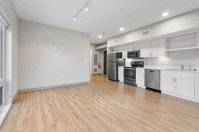 Interior Photo - Arabella: 200 W 1st St - Cedar Falls