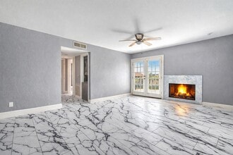 Building Photo - 12500 Sandpiper Dr