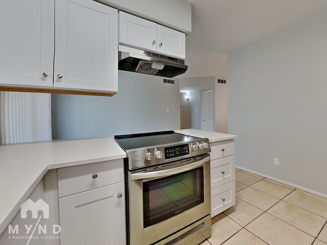Foto del edificio - 7562 W Turney Ave
