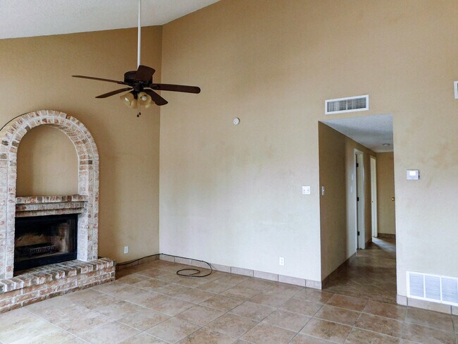 Building Photo - 10637 Onyxstone St
