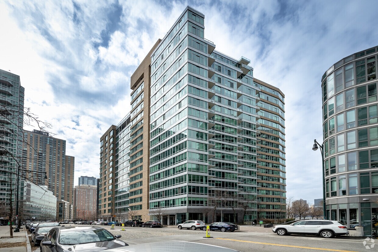 4630 bulevar central - The View
