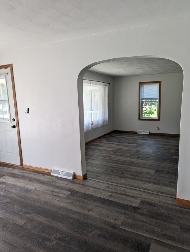 834 W Peck St, Whitewater, WI 53190 House Rental in Whitewater, WI