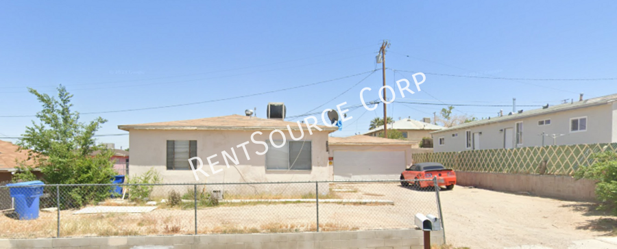 Primary Photo - 2 Bedroom Duplex For Rent in Barstow