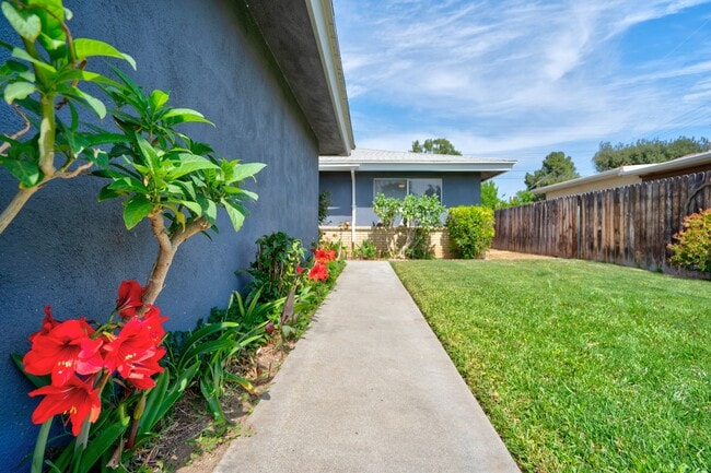 Building Photo - 8311 Raintree Ave