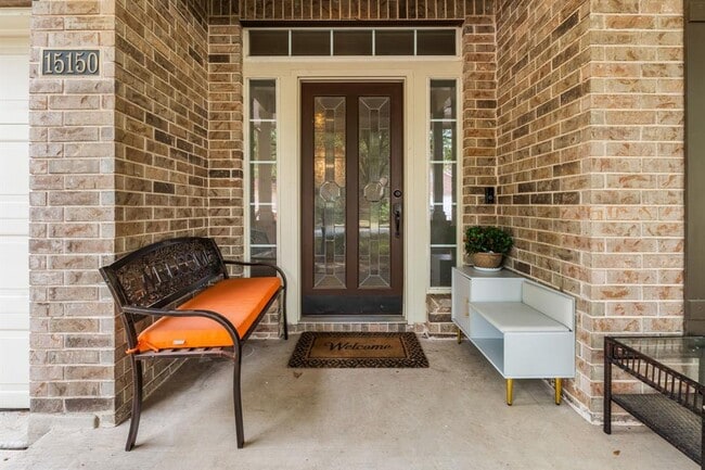 Building Photo - 15150 Galena Dr