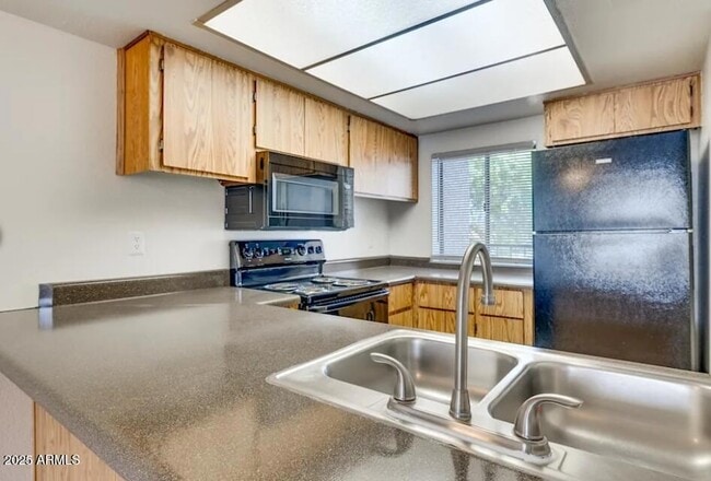 Foto del edificio - 6505 E Osborn Rd