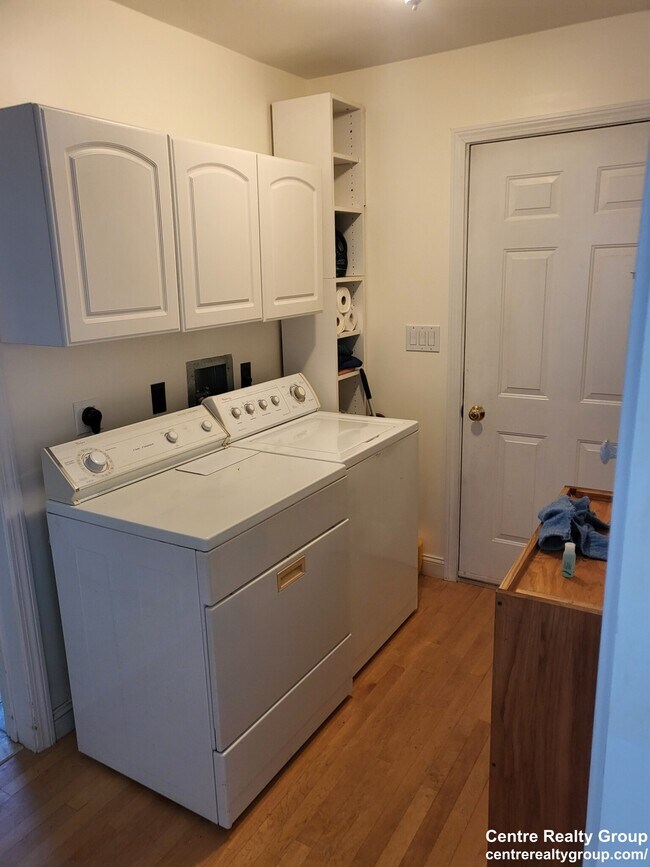 Foto del edificio - 16 Webster Pl