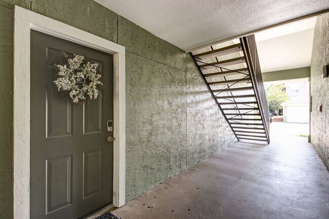 Foto del edificio - 7701 Timberlin Park Blvd