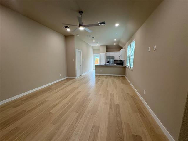 Building Photo - 411 Travine Dr