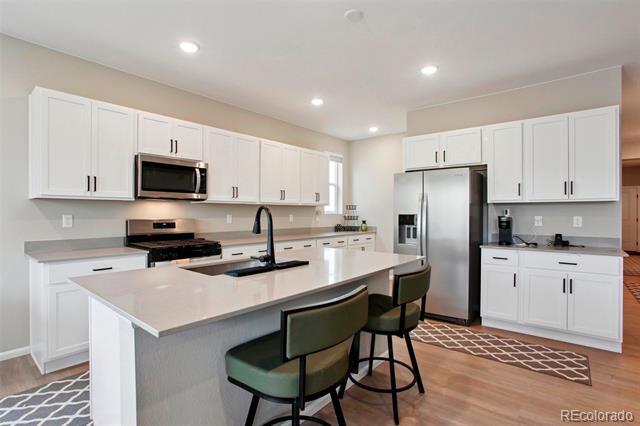 Foto del edificio - 4140 Lake St