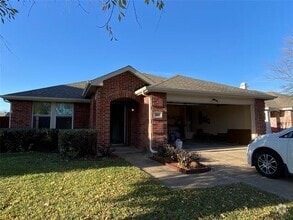 Building Photo - 918 Ann Dr