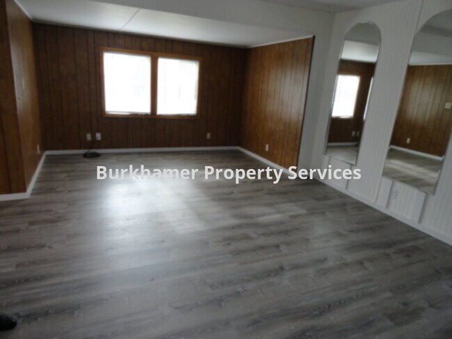 Building Photo - 6417 Olympic Hwy