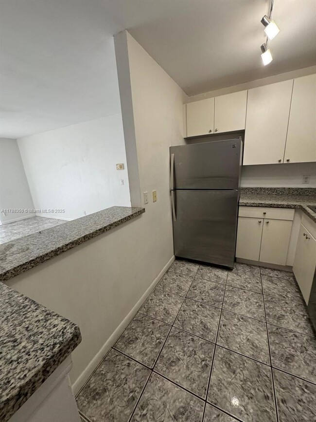 Building Photo - 10765 Cleary Blvd