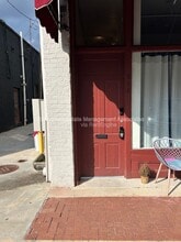 Building Photo - 215 Main St