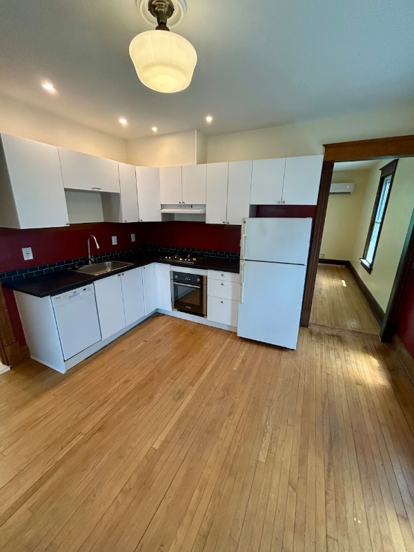 Foto del edificio - 3011 N Pierce St