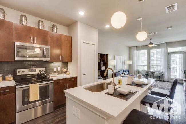 Building Photo - 2 bedroom in SAN ANTONIO TX 78235