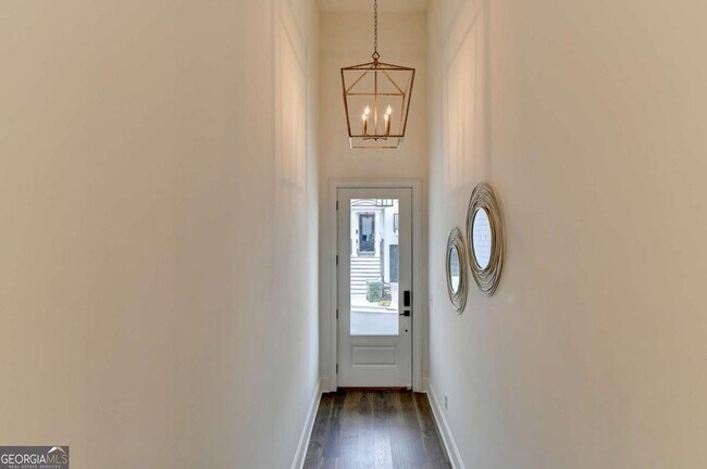 Foto del edificio - 3667 Peachtree Rd NE
