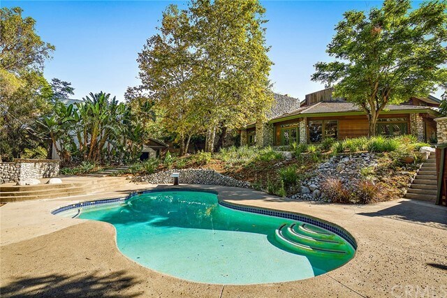 Building Photo - 177 S Peralta Hills Dr