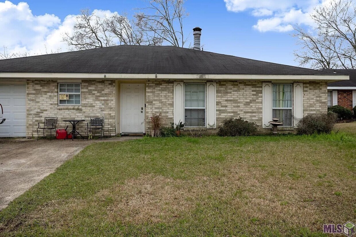 13750 Chalmette Ave, Baton Rouge, LA 70810 House Rental in Baton
