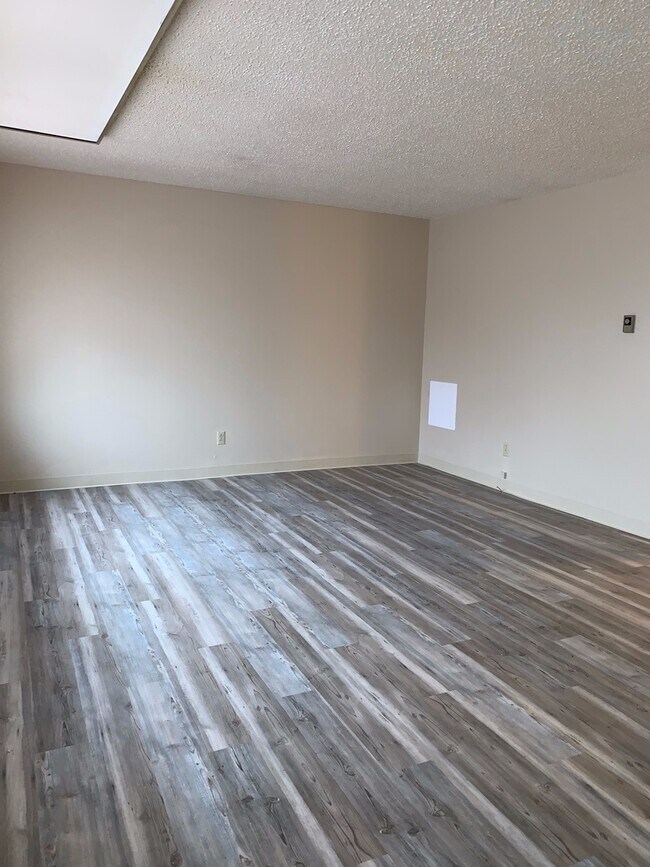 Foto del edificio - 2 BEDROOM CONDO IN COLORADO CITY COLORADO