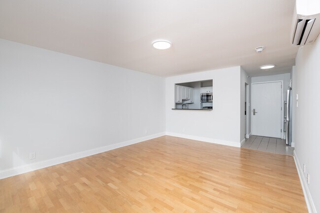 Foto del edificio - 1422 Columbia Rd